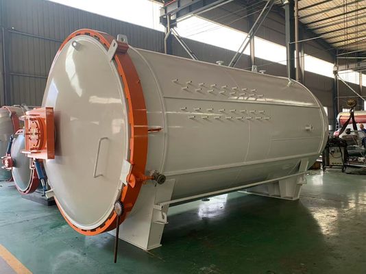 Autoclave di polimerizzazione per materiali compositi con certificazione CE ASME, per parti di automobili come cofani, autoclave ad alta pressione