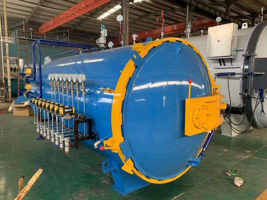 Parti di automobili solidificate in materiale di fibra di carbonio come cofano, tetto, parafango, stampaggio, tavola da vela e tavola da surf, autoclave composito